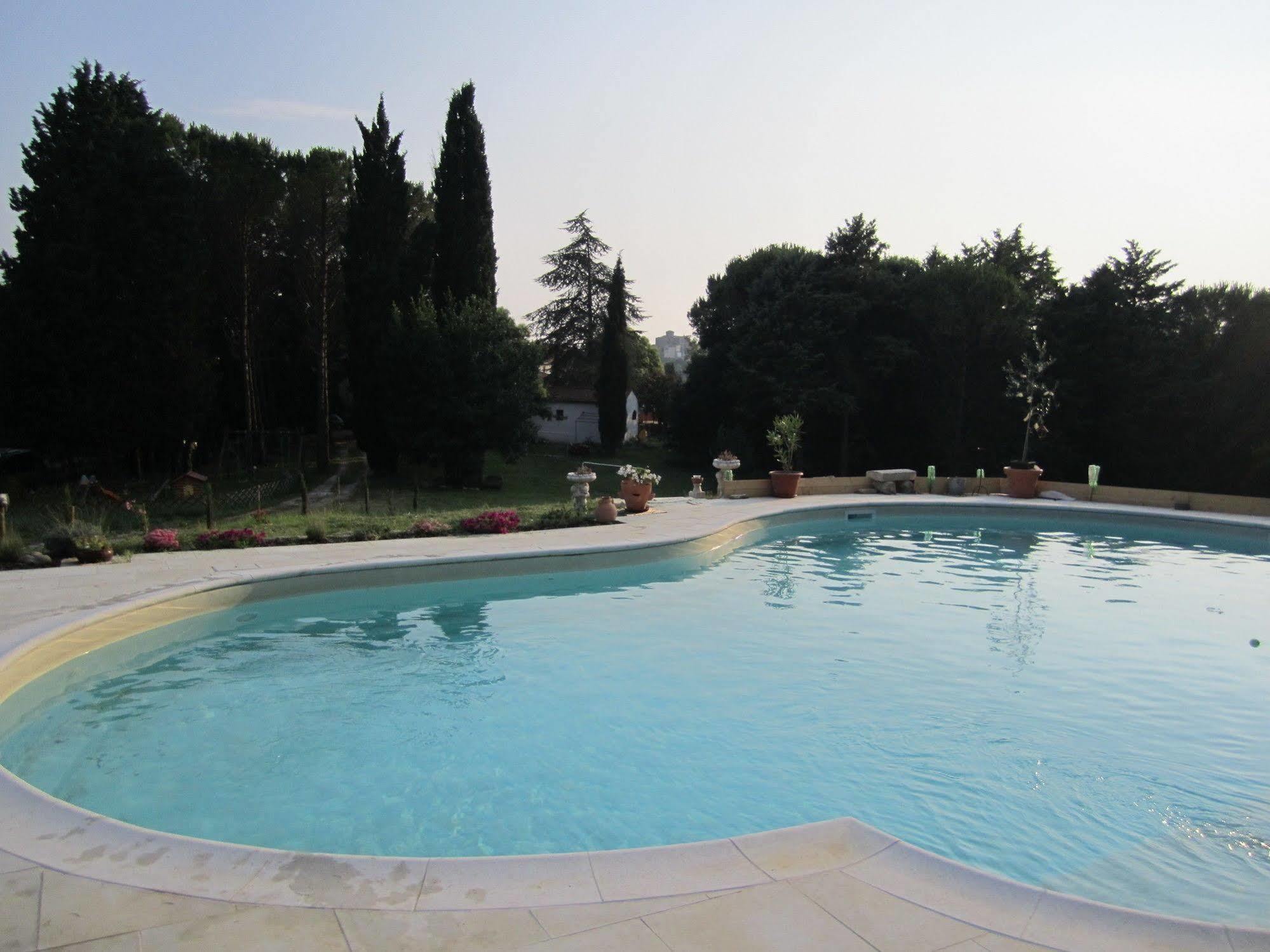 Villa Arianna B&B Lari Exteriér fotografie