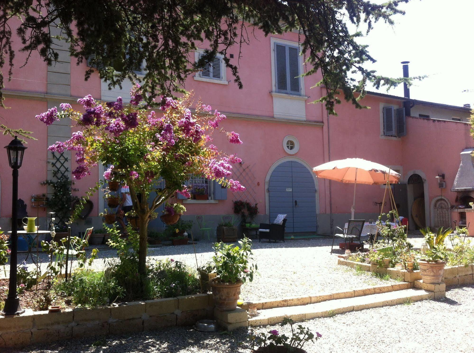 Villa Arianna B&B Lari Exteriér fotografie
